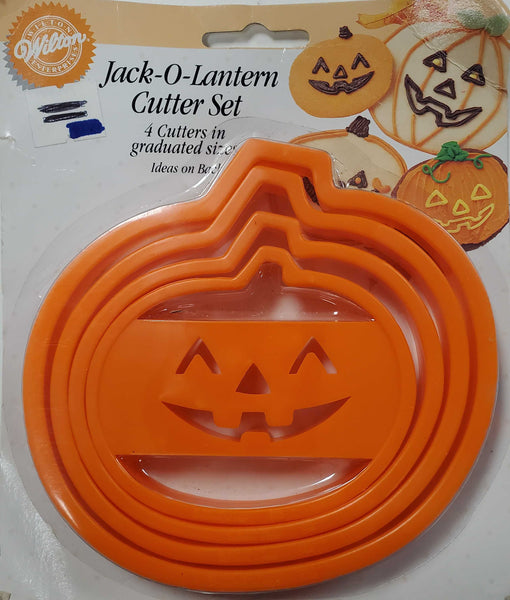 Jack-O-Lantern Cutter Set
