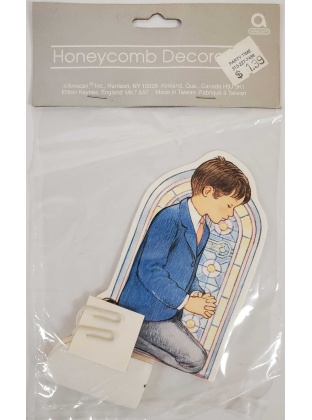 Honeycomb Decoration - Boy Praying